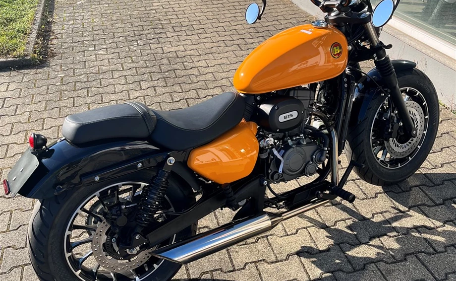 Umbgebautes Motorrad Hanway B15 Bild 16: Umbgebautes Motorrad Hanway B15