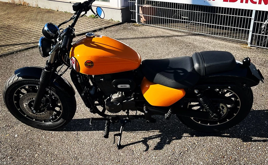 Umbgebautes Motorrad Hanway B15 Bild 6: Umbgebautes Motorrad Hanway B15