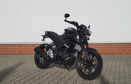 Yamaha MT-125 Custom Bike