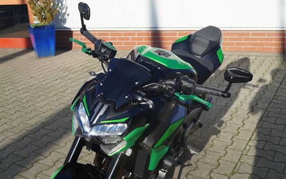 Umgebautes Motorrad Kawasaki Z900 von Rolf Berentelg GmbH & Co.KG - Bild 2 Umgebautes Motorrad Kawasaki Z900 von Rolf Berentelg GmbH & Co.KG - Bild 2