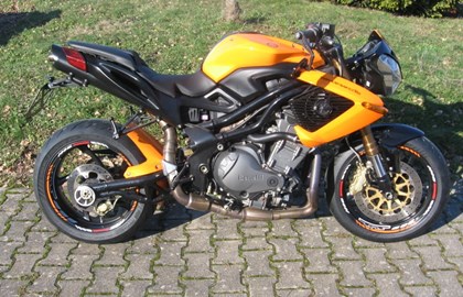 Benelli TNT 899 Custom Bike Benelli TNT 899 Custom Bike