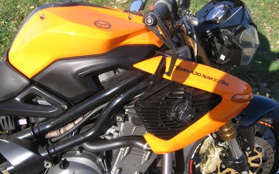 Umgebautes Motorrad Benelli TNT 899 von Bike Performance by Joachim Fegert - Bild 5 Umgebautes Motorrad Benelli TNT 899 von Bike Performance by Joachim Fegert - Bild 5