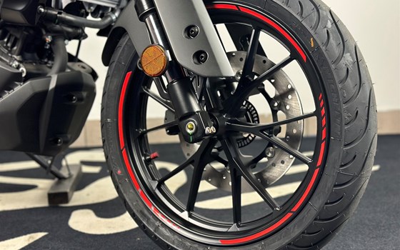 Umgebautes Motorrad Yamaha MT-125 von Zweirad Zentrum Fernwald - Bild 15