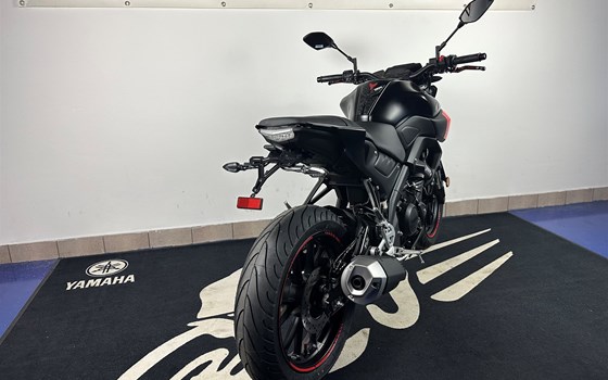 Umgebautes Motorrad Yamaha MT-125 von Zweirad Zentrum Fernwald - Bild 5
