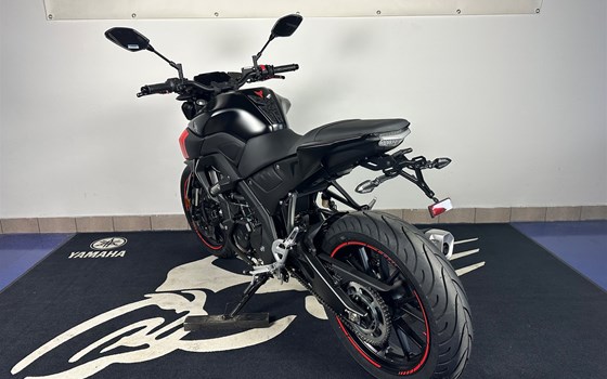 Umgebautes Motorrad Yamaha MT-125 von Zweirad Zentrum Fernwald - Bild 7