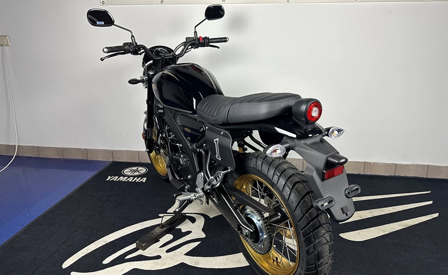 Umbgebautes Motorrad Yamaha XSR125 Legacy Bild 7: Umbgebautes Motorrad Yamaha XSR125 Legacy