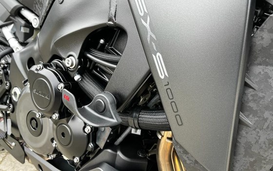 Umgebautes Motorrad Suzuki GSX-S1000 von Motor-Service-Hohls - Bild 5 Umgebautes Motorrad Suzuki GSX-S1000 von Motor-Service-Hohls - Bild 5