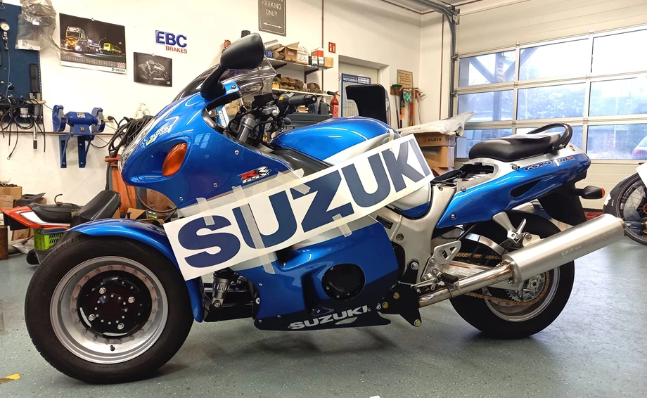 Umbgebautes Motorrad Suzuki Hayabusa Bild 11: Umbgebautes Motorrad Suzuki Hayabusa