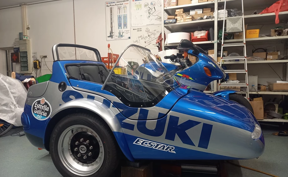 Umbgebautes Motorrad Suzuki Hayabusa Bild 15: Umbgebautes Motorrad Suzuki Hayabusa