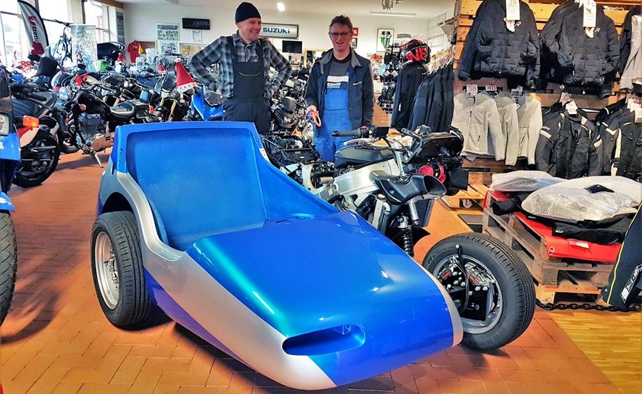 Umbgebautes Motorrad Suzuki Hayabusa Bild 6: Umbgebautes Motorrad Suzuki Hayabusa