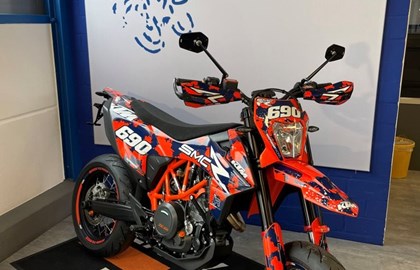 KTM 690 SMC R Custom Bike