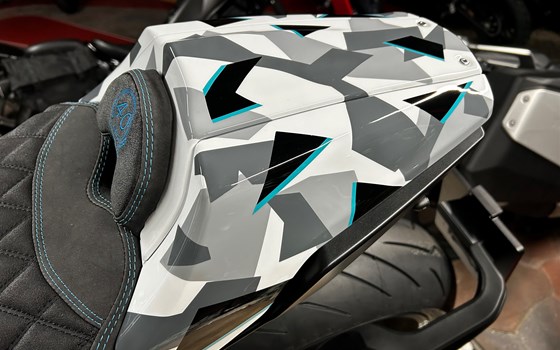 Umgebautes Motorrad Honda CB1000R+ von Tempo-Zweirad-Treff GmbH - Bild 19