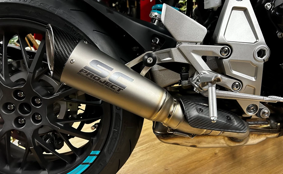 Umbgebautes Motorrad Honda CB1000R+ Bild 22: Umbgebautes Motorrad Honda CB1000R+