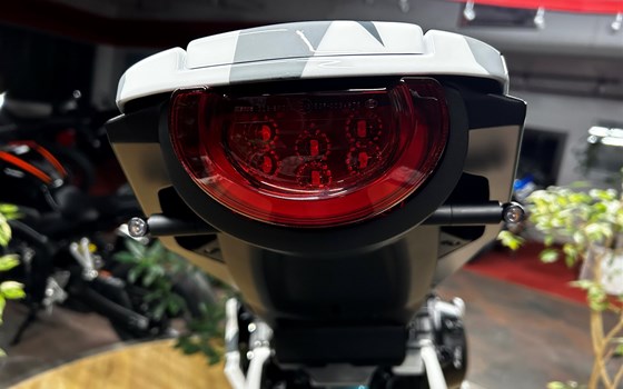 Umgebautes Motorrad Honda CB1000R+ von Tempo-Zweirad-Treff GmbH - Bild 25