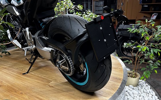 Umgebautes Motorrad Honda CB1000R+ von Tempo-Zweirad-Treff GmbH - Bild 26