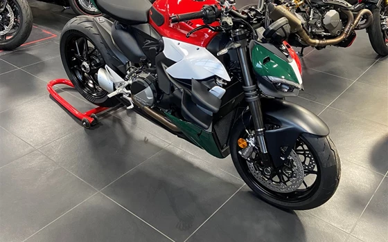 Umgebautes Motorrad Ducati Streetfighter V2 von Claus Carstens Zweiradhandel - Bild 4 Umgebautes Motorrad Ducati Streetfighter V2 von Claus Carstens Zweiradhandel - Bild 4
