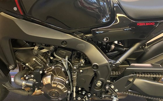 Umgebautes Motorrad Yamaha XSR900 von Zweiradsport Meine - Bild 10