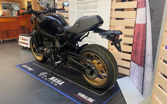 Umgebautes Motorrad Yamaha XSR900 von Zweiradsport Meine - Bild 12