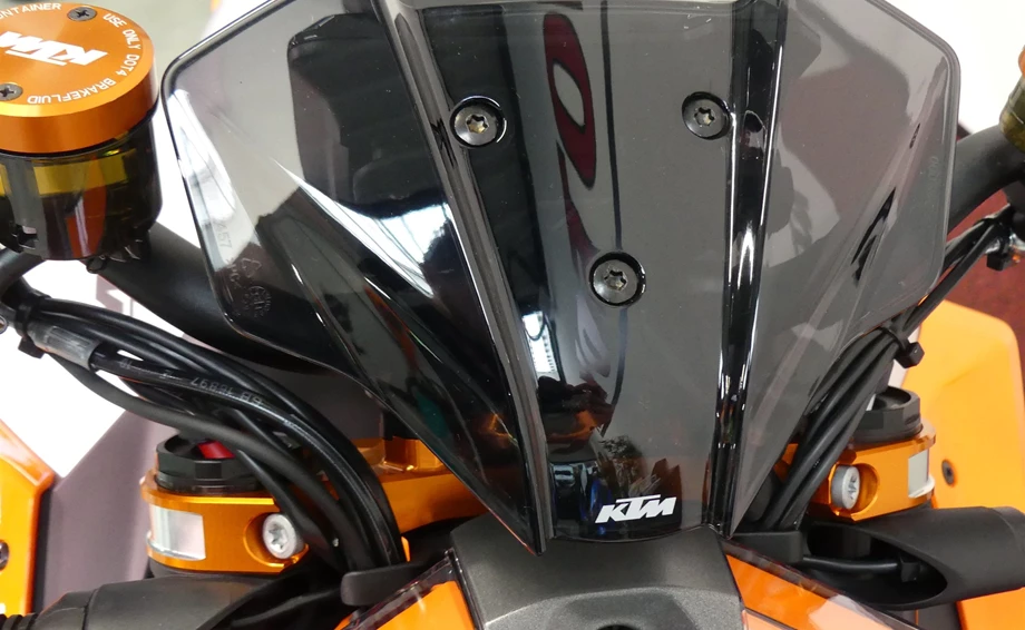 Umbgebautes Motorrad KTM 1290 Super Duke R EVO Bild 13: Umbgebautes Motorrad KTM 1290 Super Duke R EVO