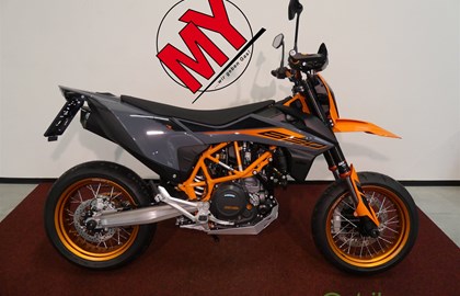 KTM 690 SMC R Custom Bike
