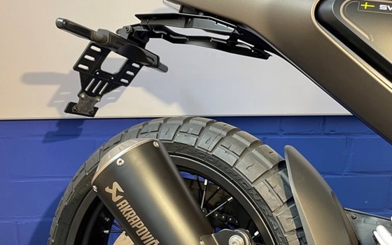 Umgebautes Motorrad Husqvarna Svartpilen 401 von Motorrad-Molitor GmbH - Bild 5 Umgebautes Motorrad Husqvarna Svartpilen 401 von Motorrad-Molitor GmbH - Bild 5