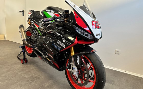 Umgebautes Motorrad Aprilia RS 660 von Motorrad Mayer - Bild 2 Umgebautes Motorrad Aprilia RS 660 von Motorrad Mayer - Bild 2