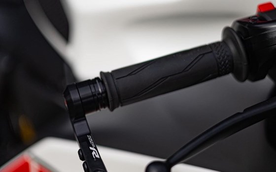 Umgebautes Motorrad Yamaha R7 World GP 60th Anniversary von Yamaha Zentrum Nürnberg - Bild 8