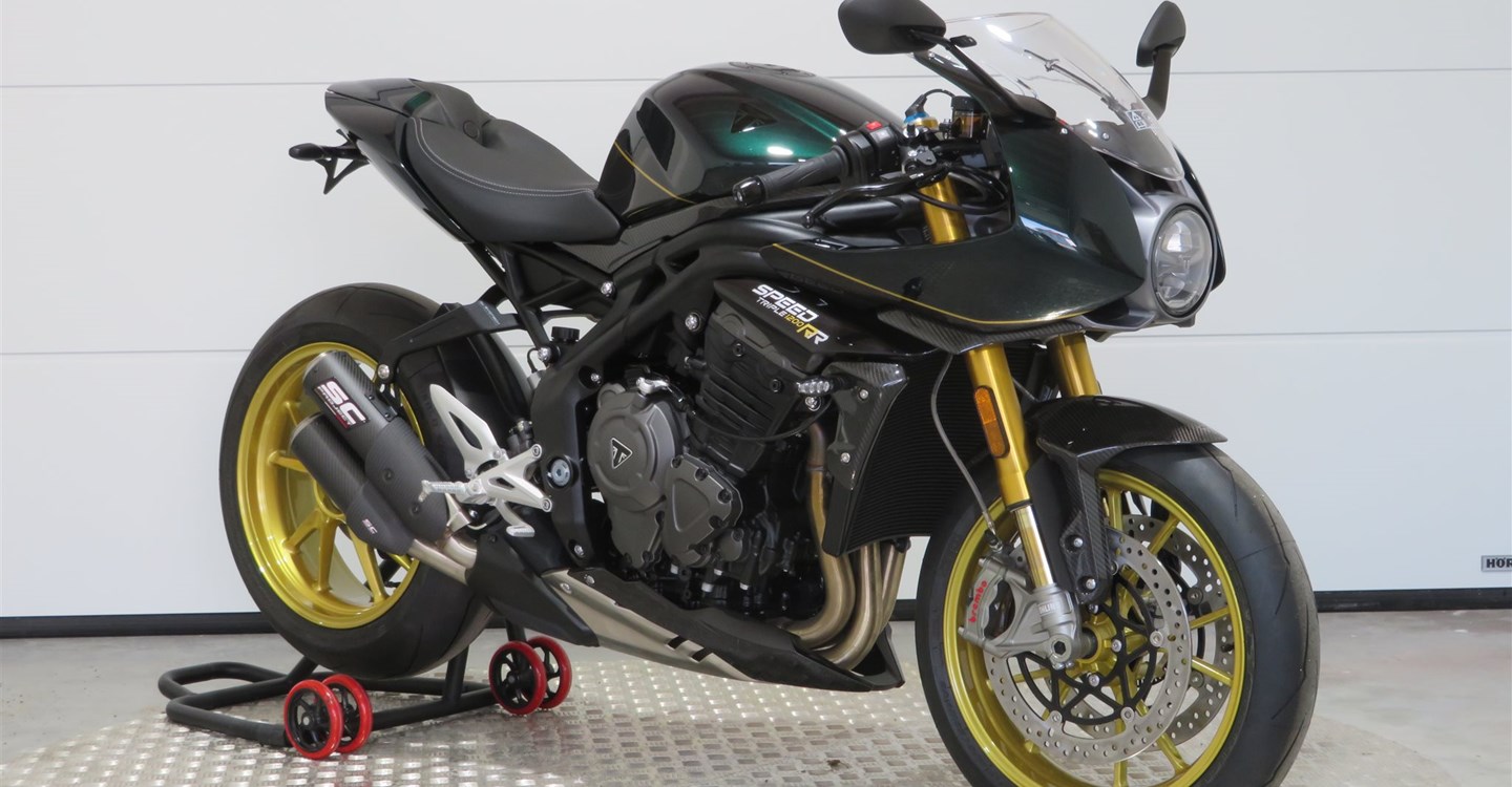 Customized motorcycle Triumph Speed Triple 1200 RR