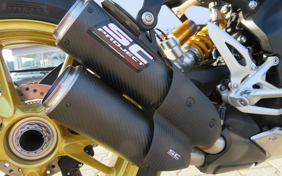 Umgebautes Motorrad Triumph Speed Triple 1200 RR von Zweiradparadies Denk GmbH & Co. KG - Bild 8 Umgebautes Motorrad Triumph Speed Triple 1200 RR von Zweiradparadies Denk GmbH & Co. KG - Bild 8