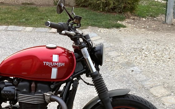 Umgebautes Motorrad Triumph Street Twin von superlulu - Bild 4 Umgebautes Motorrad Triumph Street Twin von superlulu - Bild 4