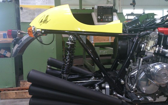 Umgebautes Motorrad Benelli 750 Sei von mixa - Bild 6 Umgebautes Motorrad Benelli 750 Sei von mixa - Bild 6