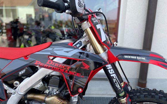 Umgebautes Motorrad Honda CRF 450 X von Direct Performance - Bild 2 Umgebautes Motorrad Honda CRF 450 X von Direct Performance - Bild 2