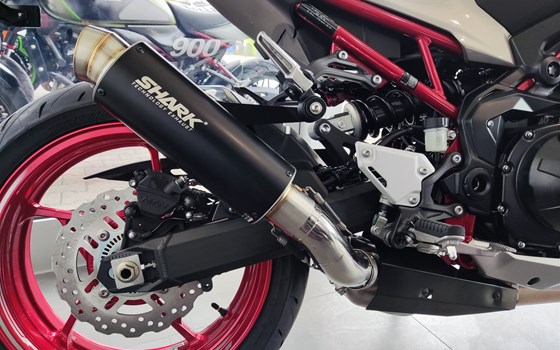 Umgebautes Motorrad Kawasaki Z900 von Zweirad Waibel GmbH & Co. KG - Bild 1 Umgebautes Motorrad Kawasaki Z900 von Zweirad Waibel GmbH & Co. KG - Bild 1