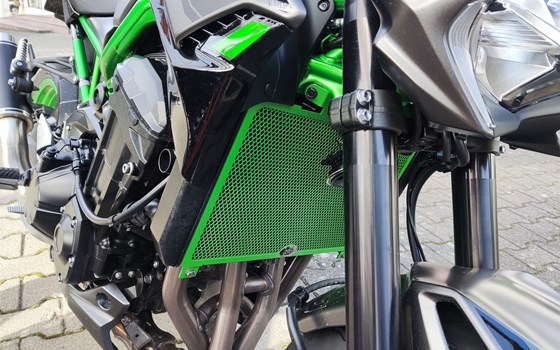 Umgebautes Motorrad Kawasaki Z900 von Zweirad Waibel GmbH & Co. KG - Bild 9 Umgebautes Motorrad Kawasaki Z900 von Zweirad Waibel GmbH & Co. KG - Bild 9