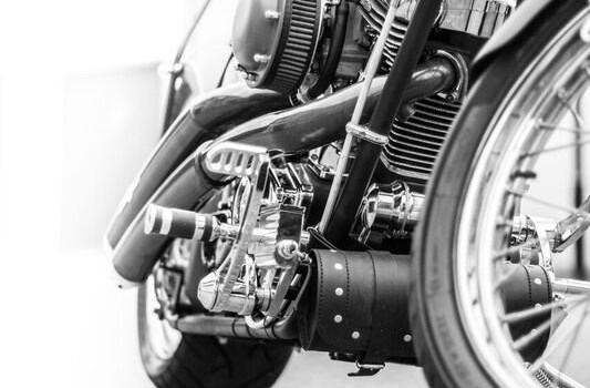 Umgebautes Motorrad Harley-Davidson Custom Bike von BLACK BIKE CRAFTRÄDER - Bild 9 Umgebautes Motorrad Harley-Davidson Custom Bike von BLACK BIKE CRAFTRÄDER - Bild 9