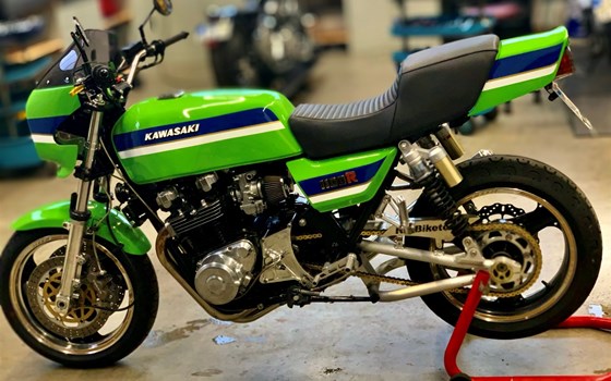 Umgebautes Motorrad Kawasaki GPZ 1100 von BLACK BIKE CRAFTRÄDER - Bild 13 Umgebautes Motorrad Kawasaki GPZ 1100 von BLACK BIKE CRAFTRÄDER - Bild 13