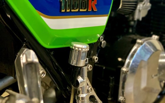 Umgebautes Motorrad Kawasaki GPZ 1100 von BLACK BIKE CRAFTRÄDER - Bild 6 Umgebautes Motorrad Kawasaki GPZ 1100 von BLACK BIKE CRAFTRÄDER - Bild 6