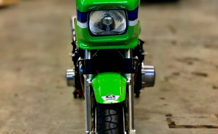Umbgebautes Motorrad Kawasaki GPZ 1100 Bild 7: Umbgebautes Motorrad Kawasaki GPZ 1100