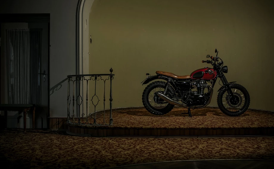 Umbgebautes Motorrad Kawasaki W800 Bild 6: Umbgebautes Motorrad Kawasaki W800