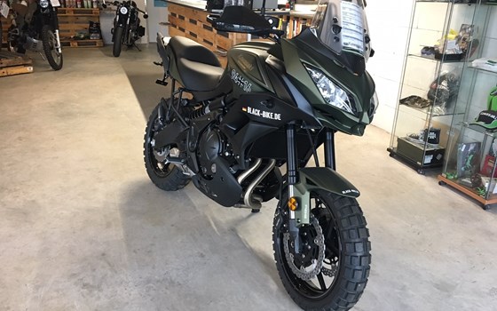 Umgebautes Motorrad Kawasaki Versys 650 von BLACK BIKE CRAFTRÄDER - Bild 3 Umgebautes Motorrad Kawasaki Versys 650 von BLACK BIKE CRAFTRÄDER - Bild 3