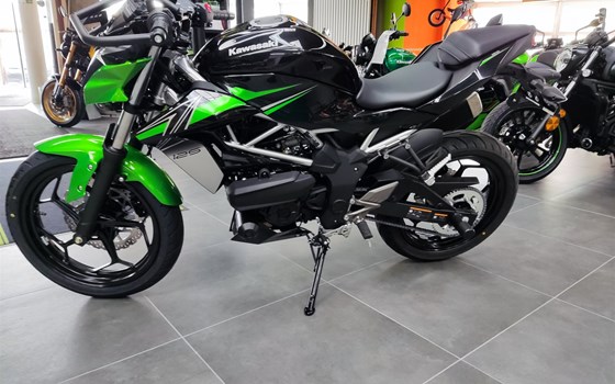 Umgebautes Motorrad Kawasaki Z125 von Zweirad Waibel GmbH & Co. KG - Bild 10 Umgebautes Motorrad Kawasaki Z125 von Zweirad Waibel GmbH & Co. KG - Bild 10