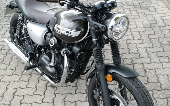 Umgebautes Motorrad Kawasaki W800 von Fahrzeuge Haupt GmbH - Bild 11 Umgebautes Motorrad Kawasaki W800 von Fahrzeuge Haupt GmbH - Bild 11
