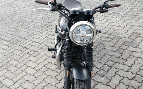 Umgebautes Motorrad Kawasaki W800 von Fahrzeuge Haupt GmbH - Bild 12 Umgebautes Motorrad Kawasaki W800 von Fahrzeuge Haupt GmbH - Bild 12