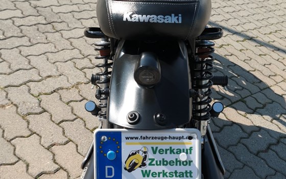 Umgebautes Motorrad Kawasaki W800 von Fahrzeuge Haupt GmbH - Bild 7 Umgebautes Motorrad Kawasaki W800 von Fahrzeuge Haupt GmbH - Bild 7