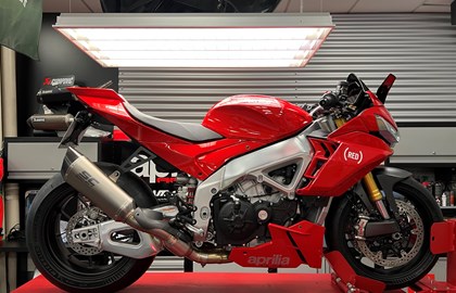 Aprilia Tuono V4 1100 Custom Bike Aprilia Tuono V4 1100 Custom Bike
