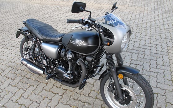 Umgebautes Motorrad Kawasaki W800 Street von Fahrzeuge Haupt GmbH - Bild 1 Umgebautes Motorrad Kawasaki W800 Street von Fahrzeuge Haupt GmbH - Bild 1