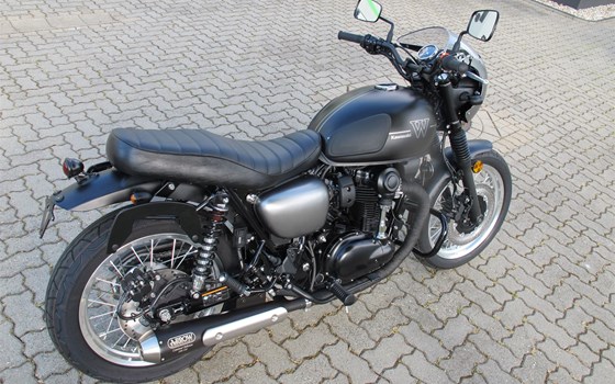 Umgebautes Motorrad Kawasaki W800 Street von Fahrzeuge Haupt GmbH - Bild 2 Umgebautes Motorrad Kawasaki W800 Street von Fahrzeuge Haupt GmbH - Bild 2
