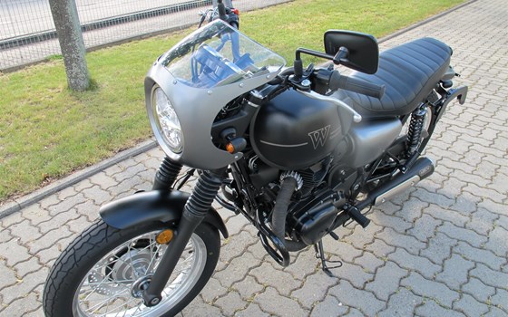 Umgebautes Motorrad Kawasaki W800 Street von Fahrzeuge Haupt GmbH - Bild 6 Umgebautes Motorrad Kawasaki W800 Street von Fahrzeuge Haupt GmbH - Bild 6