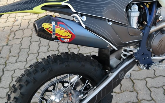 Umgebautes Motorrad Husqvarna FE 350 von Fahrzeuge Haupt GmbH - Bild 5 Umgebautes Motorrad Husqvarna FE 350 von Fahrzeuge Haupt GmbH - Bild 5