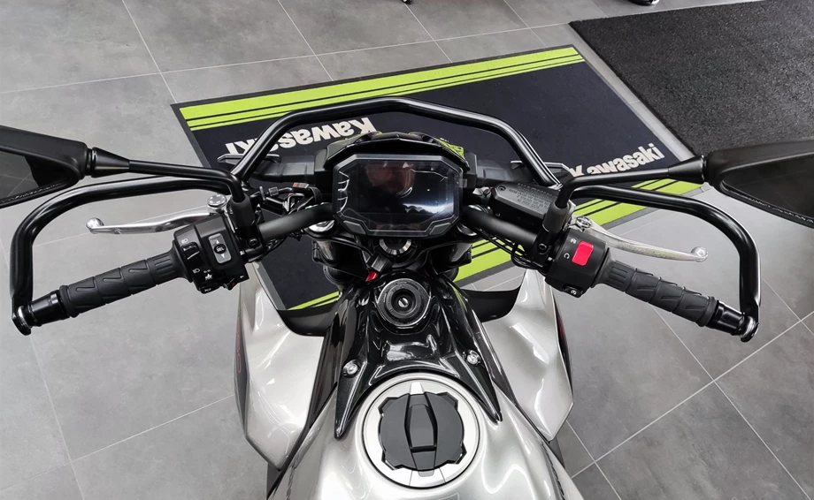 Umbgebautes Motorrad Kawasaki Z650 Bild 7: Umbgebautes Motorrad Kawasaki Z650